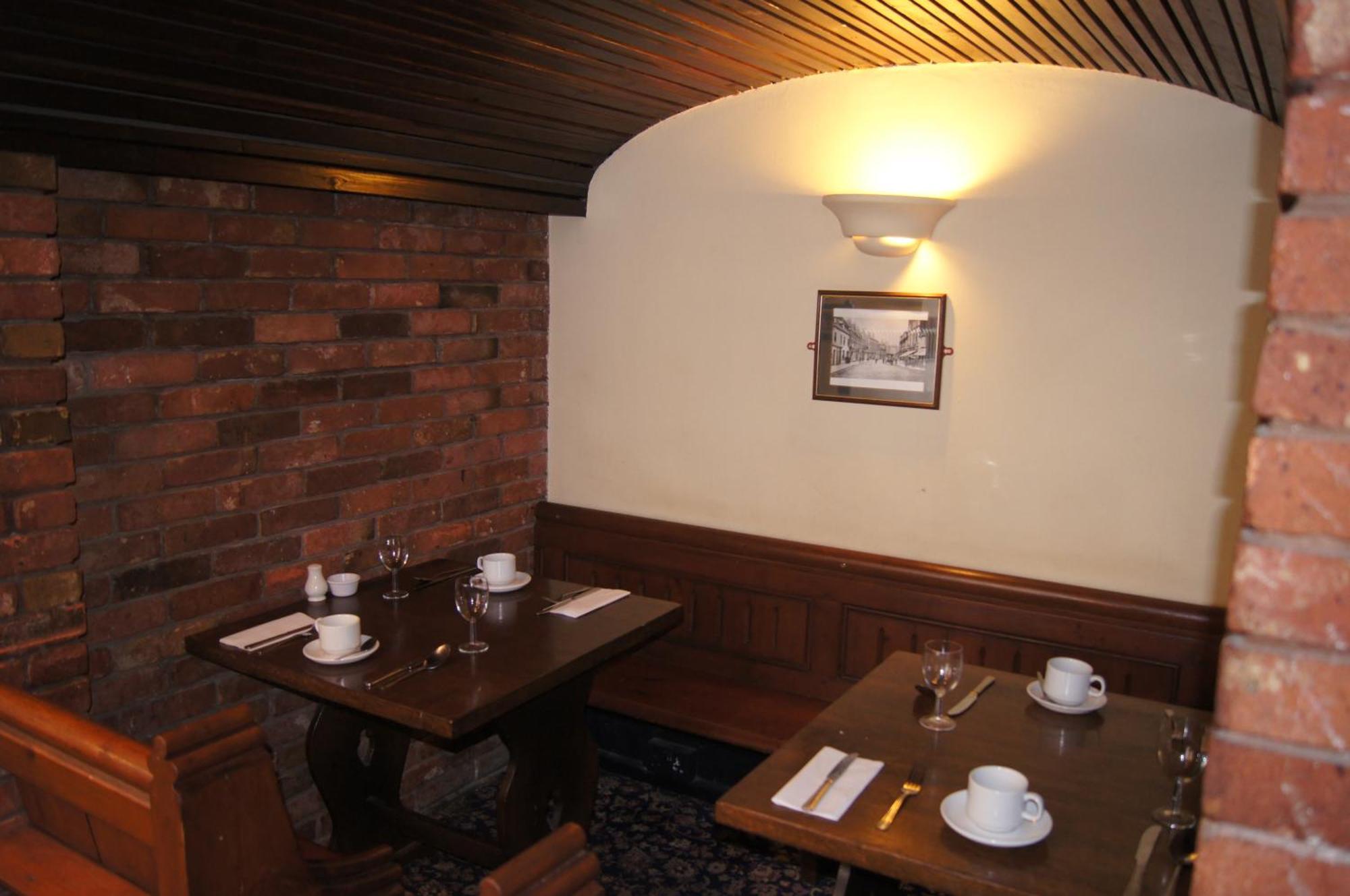 Castle Hotel Tamworth Exteriör bild